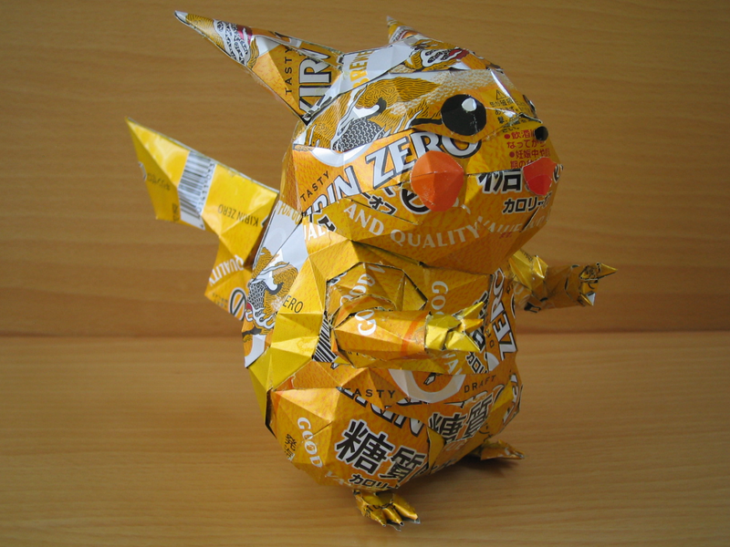 Illustration for article titled Japan's Amazing Drink Can Sculptures Will Melt Your Mind